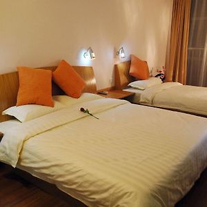 Home Club Hotel Yuexiu Branch
